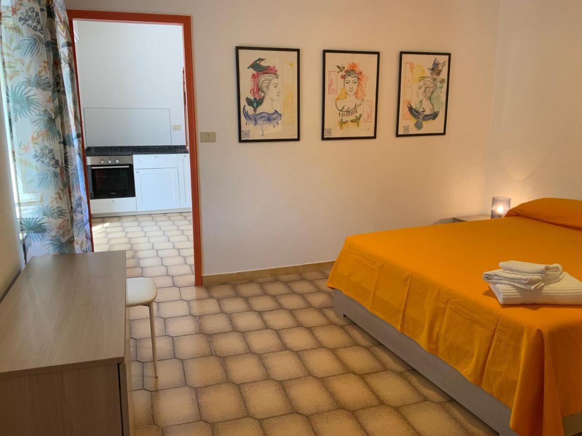 Al Numero 5 Francavilla di Sicilia Bagian luar foto