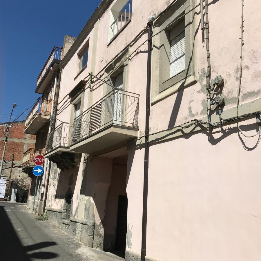 Al Numero 5 Francavilla di Sicilia Bagian luar foto